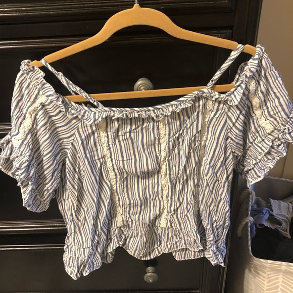 AE Ruffle OTS Top - Picture 3 of 5